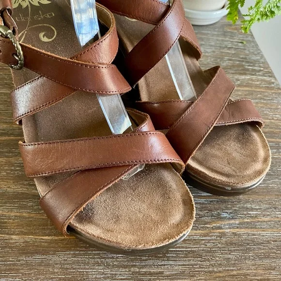 Dansko Frida Leather Platform Open Toe Studded Wedge Sandals Womens 40 Tan Brown - Picture 3 of 6